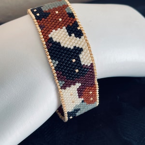 Cat Lovers Beaded Bracelet / Made to Order / Handmade