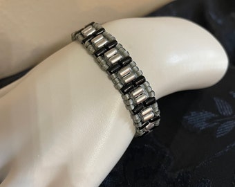 Czech Rulla Beads / Bead Woven / Narrow Bracelet / Toggle Clasp / Handmade / Black & Silver / Gift for Her