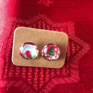 Red and green ear chips Christmas topics Several models