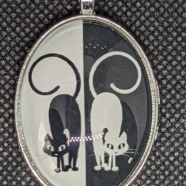 Pendentif cabochon Chats noir et blanc