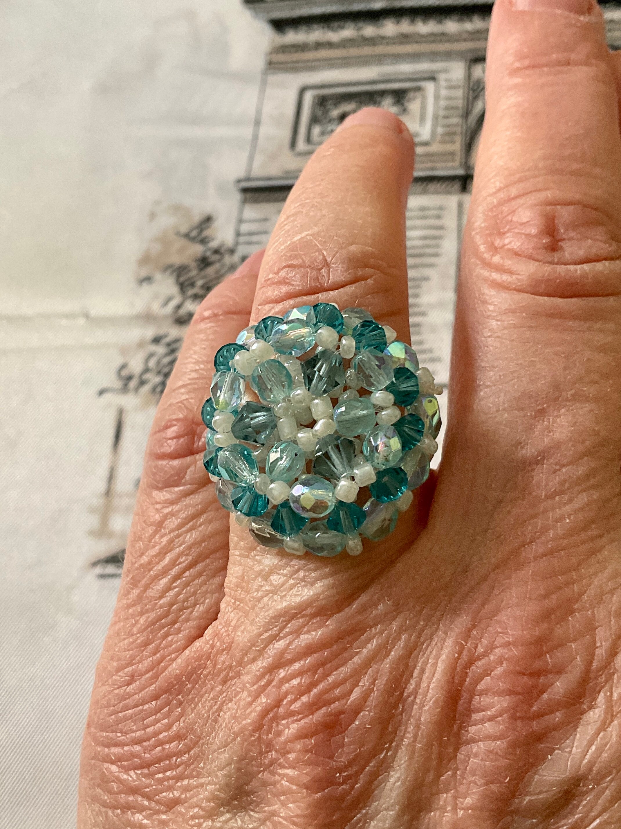 Bague Vintage Années 70 En Lucite - Haute Couture Française - Taille 53 - Transparent