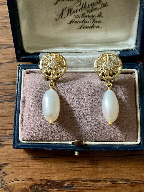 Genuine GREAT PEARL White TOPAZ Gold Plated Vintag