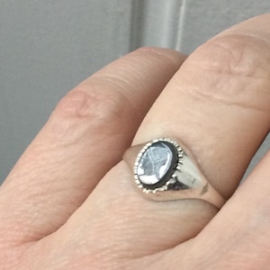 Vintage GENUINE CARVED INTAGLIO Silver Ring - Art Deco Nice Jewel- Hard Stone Hematite Centurion Intaglio- French Vintage Ring