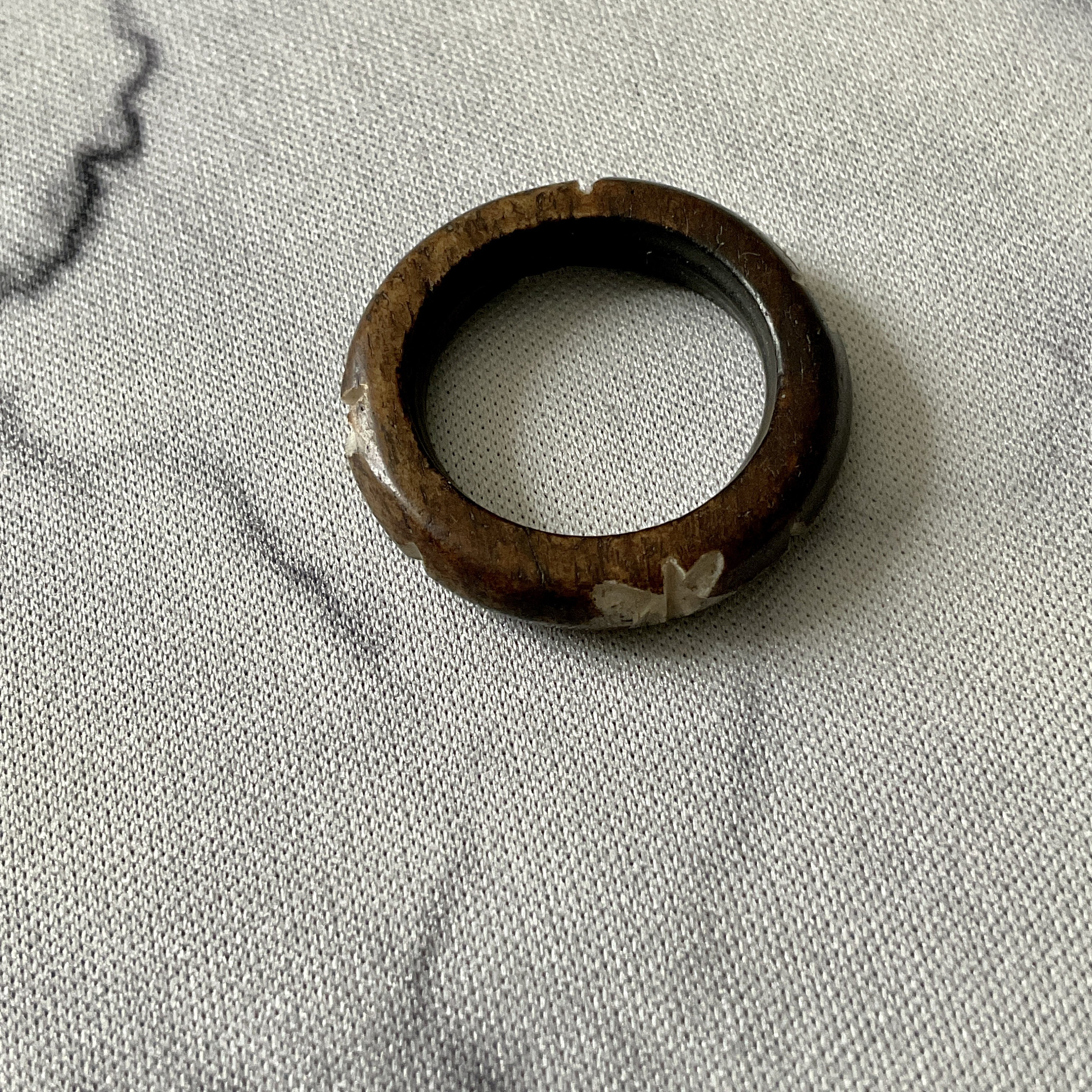 Bague Moderniste Scandinave C1960 - Sculptée En Os - Chevalière - Vintage