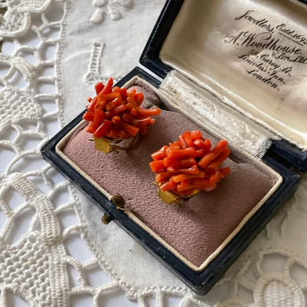 FRANCE c1930 GENUINE CORAL Haute Couture Luxury Clips Earrings- Original Art Deco Design - Authentic Design Gold plated from France