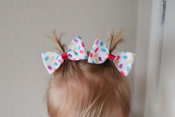 Denim pigtail bows Summertime hair bow Grosgrain ribbon hair bow Alligator clip bow