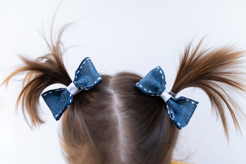 Denim pigtail bows Summertime hair bow Grosgrain ribbon hair bow Alligator clip bow