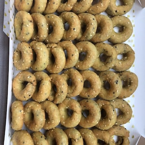 Vegan healthy cookies, holiday sweets, Al Eid ka’ak cookies for gifting.