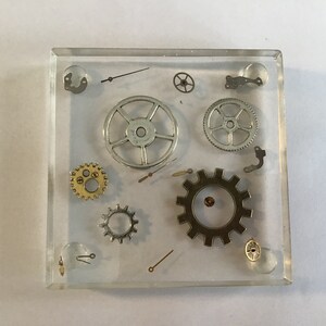 4&quot; x 4&quot; Steampunk Acrylic Resin Footed Coaster