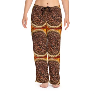 Pecan Pie on Orange Leaves Women&#39;s Pajama Pants (AOP)