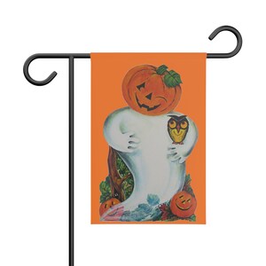 Vintage Jack-o&#39;-lantern Headed Ghost on Orange Garden Banner