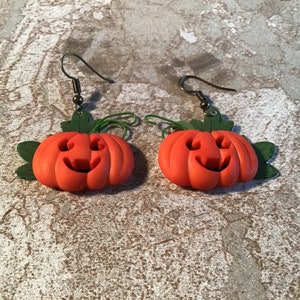 Happy Fanged Jack-o&#39;-lanterns with Leaves and Curly Cues Halloween Earrings Jewelry