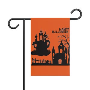 Bannière de jardin Happy Halloween de quartier hanté de silhouette classique