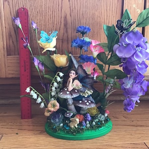 Flower Forest Lavenwynn with Friends Scene Crystal Witch Magick Shoppe