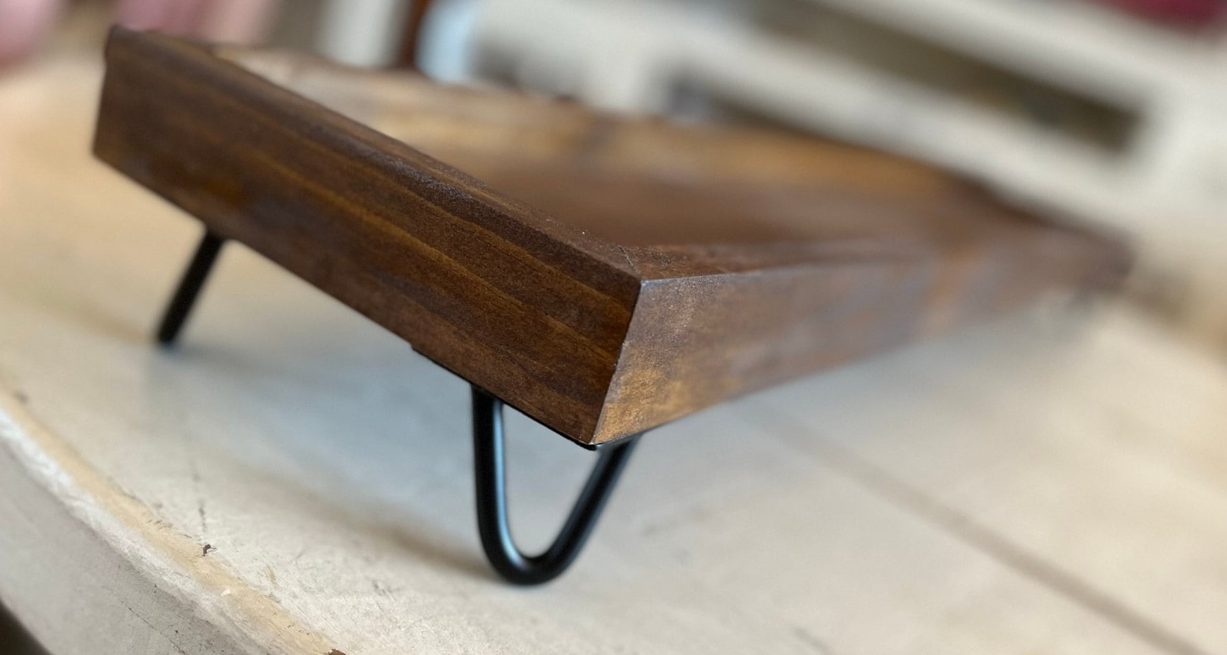 Service Tray Riser 7