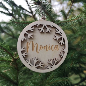 Christbaumschmuck, Personalisierter Christbaumschmuck, personalisierte Holzornamente, Hängende Baumdekoration mit Deinem Namen