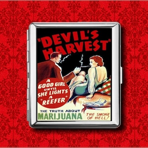 Devil's Harvest Marihuana Vintage Movie Poster Anuncio Cartera de metal Stash Tarjeta de crédito comercial Identificación de cigarrillos IPod Holder Box Case