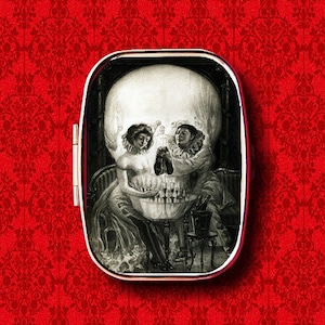 Pierrot Clown Skull Optical Illusion Carnival Goth Ring Trinket Stash Medicine Vitamins Gum Tic Tacs Mint Metal Pill Box Case Holder