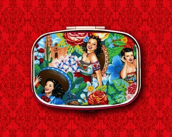 Mexicain Pin Up Girl Latina Hispanique Sombrero Anneau Bibelot Cachette Médecine Vitamines Gum Tic Tacs Menthe Métal Pill Box Case Holder