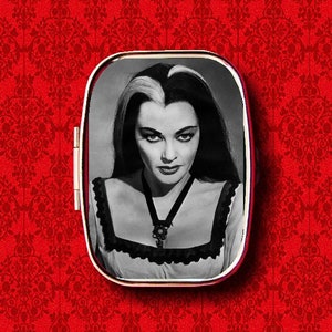 Lily Herman Munster The Munsters Vampire Ring Trinket Stash Medicine Vitamins Gum Tic Tacs Round Mint Metal Pill Box Case Holder