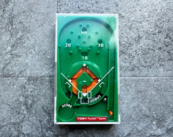 Vintage 1975 Tomy Pocket Game Baseball Miniature Travel Baseball Toy Game