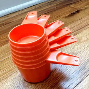 Vintage Orange Tupperware Plastic Measuring Spoons, Set. US