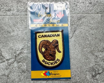Vintage NOS Voyageur Collector Series Canadian Rockies Canada Souvenir Sew-On Patch