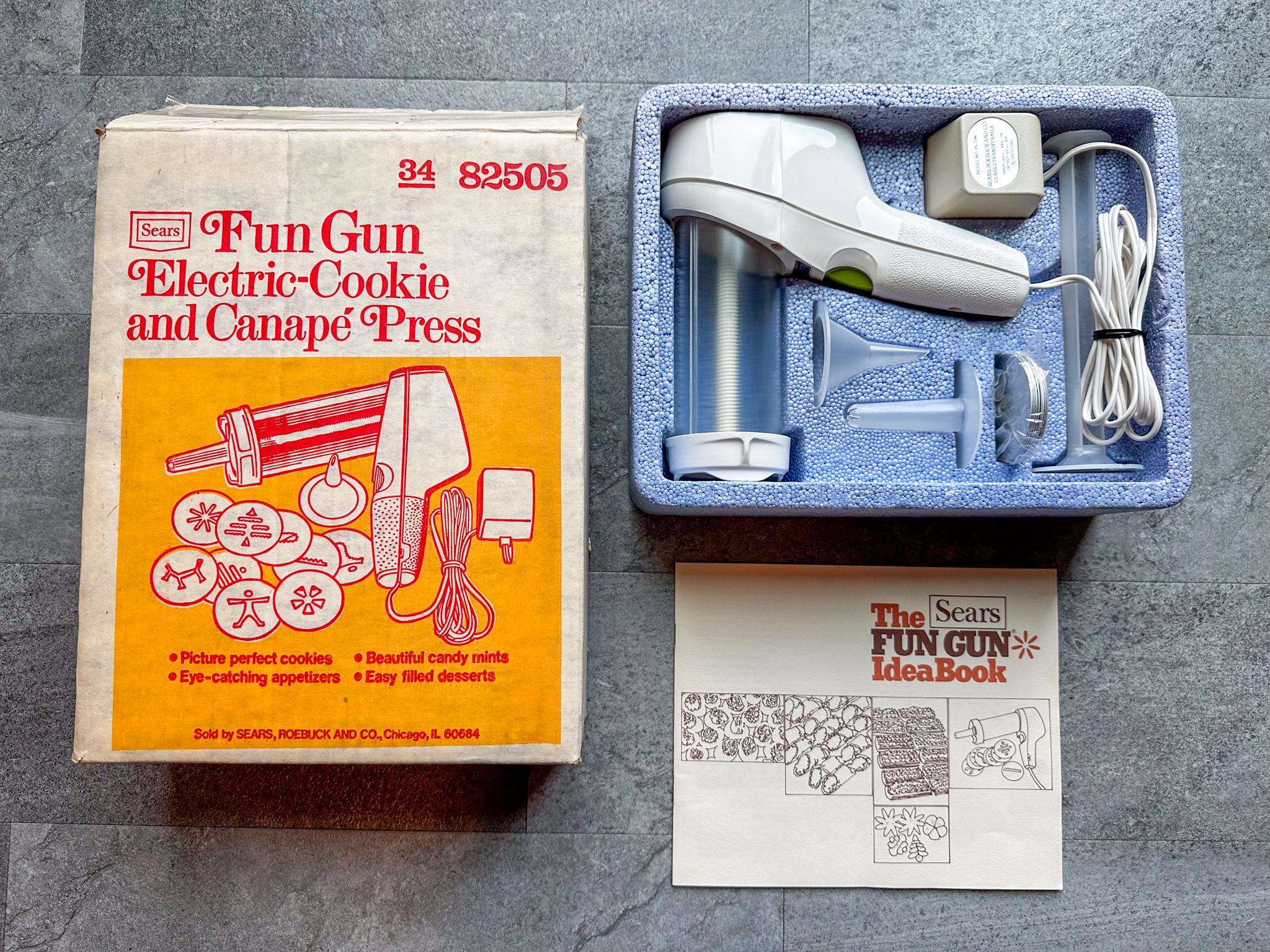 Vintage Sears Fun Gun Electric Cookie and Canape Press Model 82505
