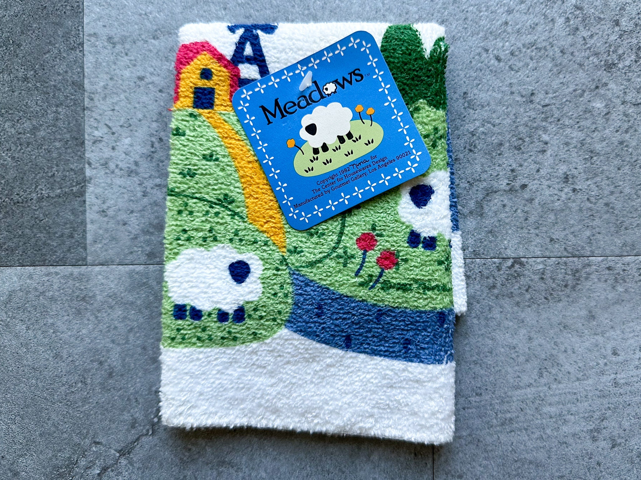 Vintage NOS 1982 Nuna Center for Housewares Design Meadows Sheep and Farm Kitchen Wash Cloth