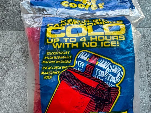 Vintage NIP Red Six Pack Nylon Wrapper Cooler Sof… - image 4