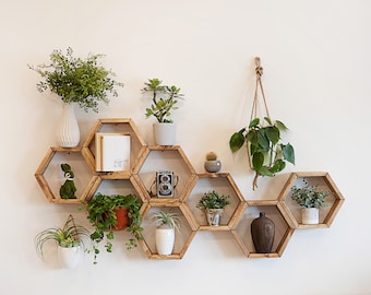 Set of 6 shelves Hexagon shelves with 2 FREE center dividers - Hexagon shelf, Honeycomb Shelf, Floating Shelf