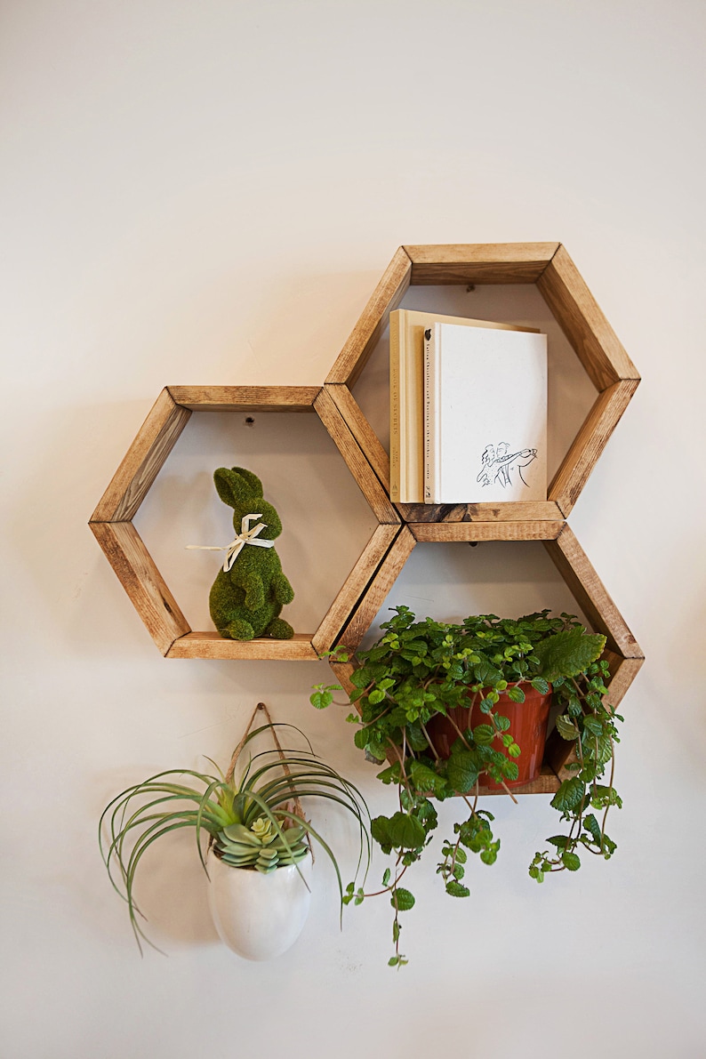 Finished Hexagon shelves with FREE center dividers Set of 3, 5 or 8 shelves Hexagon shelf, Honeycomb Shelf, Floating Shelf image 6