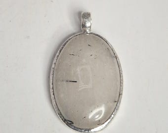 Rutilated quartz pendant with rutile needles, 925 sterling silver, hammered setting, Schmuckrausch Vintage 1761