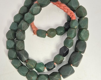 Opaque moss green faceted Jatim Beads necklace, antique Java glass bead strand, collector's beads, 47 beads, 60 cm – Vintage Jewelry Rush