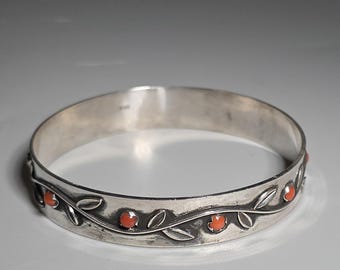 Art Nouveau bangle, 835 silver, coral floral, Germany, Schmuckrausch Vintage 0522