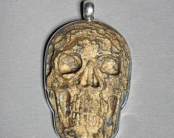 Skull Pendant Sterling Silver 925 with Hand Carved Jasper Skull – Tribal Spirit – Schmuckrausch Vintage 0105