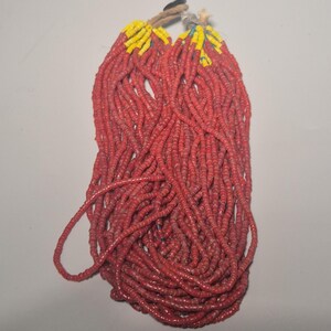 Antik Seedbead Barnhalsband, 27-trådiga röda glaspärlor, etnografiska Himalaya-smycken, Schmuckrausch Vintage 0055 bild 2