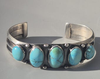 Antique Navajo sterling silver bangle with American turquoise, handmade, early work – Schmuckrausch Vintage 0015