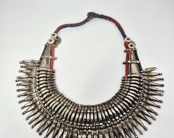 Tharu silver necklace from Nepal, heavy ethnic necklace, traditional tribal necklace, Schmuckrausch Vintage Collection 0239