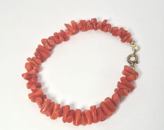 Coral bracelet, Italian 1950s travel souvenir – Vintage Jewelry Rush 00162