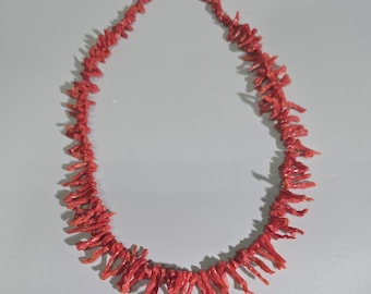 Vintage Italian Red Coral Branch Necklace – Natural Untreated Mediterranean Coral – 1950s I SR1539