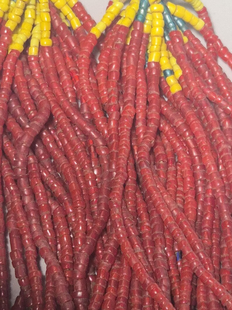 Antik Seedbead Barnhalsband, 27-trådiga röda glaspärlor, etnografiska Himalaya-smycken, Schmuckrausch Vintage 0055 bild 4