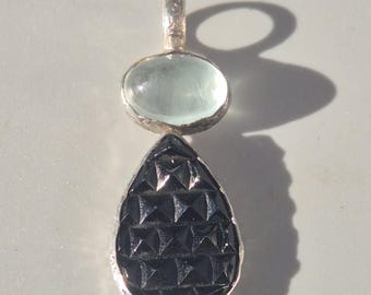 Aquamarine-Onyx Pendant – 925 Silver, Cabochons, Teardrop-Shaped Onyx with Pyramid Pattern, Art Deco Style, Unique Piece – Schmuckrausch Vintage 0011