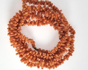 Antique coral necklace 1950s Sardinia – endless chain 100 cm salmon-red branches coral bone shape – Schmuckrausch Vintage 1632