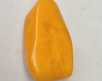 Large Baltic amber 42.9g • Butterscotch Orange • polished & patinated • ideal for pendants • for further processing • 70 mm I 1480