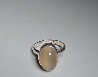 Moonstone ring, 925 silver cabochon, size 53, Silvery, 4.74g, Schmuckrausch Vintage 0626