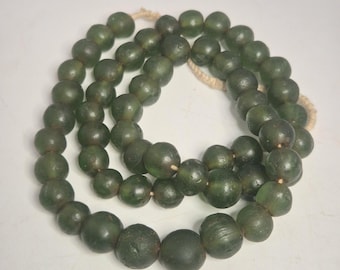 Old Jatim Beads strand of glass beads dark green translucent 56 beads 64 cm Java Jember Collection 1995 Schmuckrausch Vintage 19745