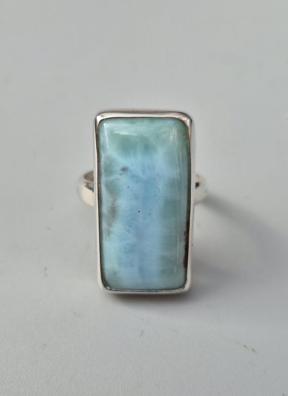 Handgemachter Larimar Ring – eckiger Stein schlicht in 925 Silber gefasst, Größe 62, punziert Silvery – Schmuckrausch Vintage 1246
