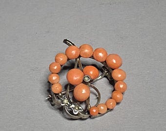 Antique Sardegna Coral Brooch 1880 – Untreated Natural Coral, Seed Pearls, Tombac, Victorian Jewelry – Schmuckrausch Vintage I 1493