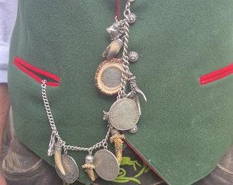 Antique men's charivari with coins, hunting trophies & silver figures – watch chain approx. 306 g – Patrona Bavariae 1771 – Schmuckrausch Vintage 1724